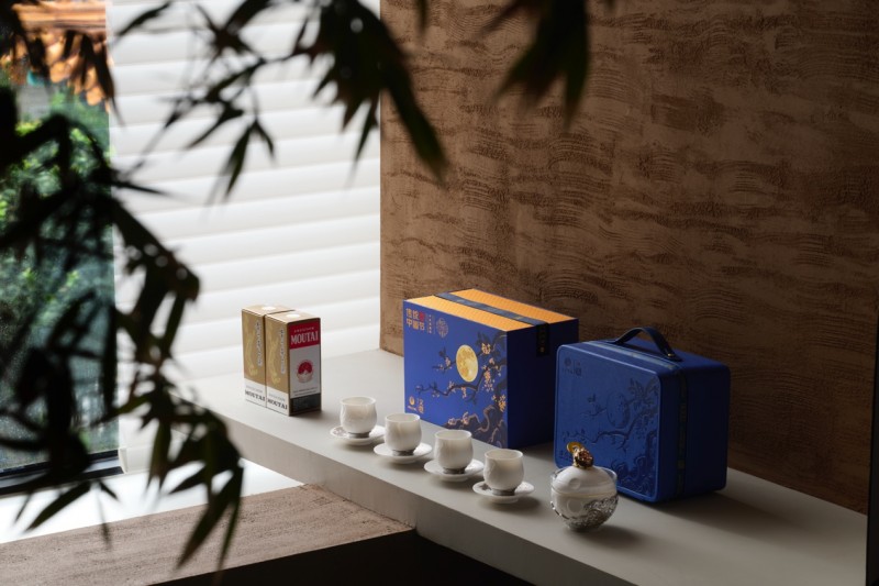 中秋选对礼!茅台文旅团圆季礼盒:品牌硬、工艺精、心意足-太阳成tyc7111cc官网网